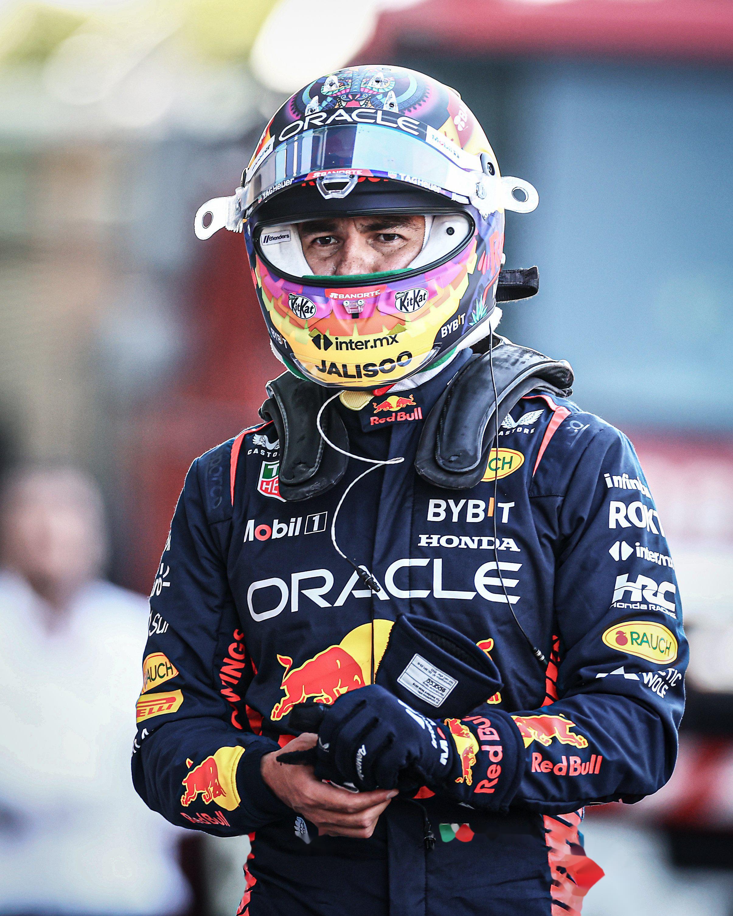 哈斯车队绝杀红牛车队，佩雷兹统治全场