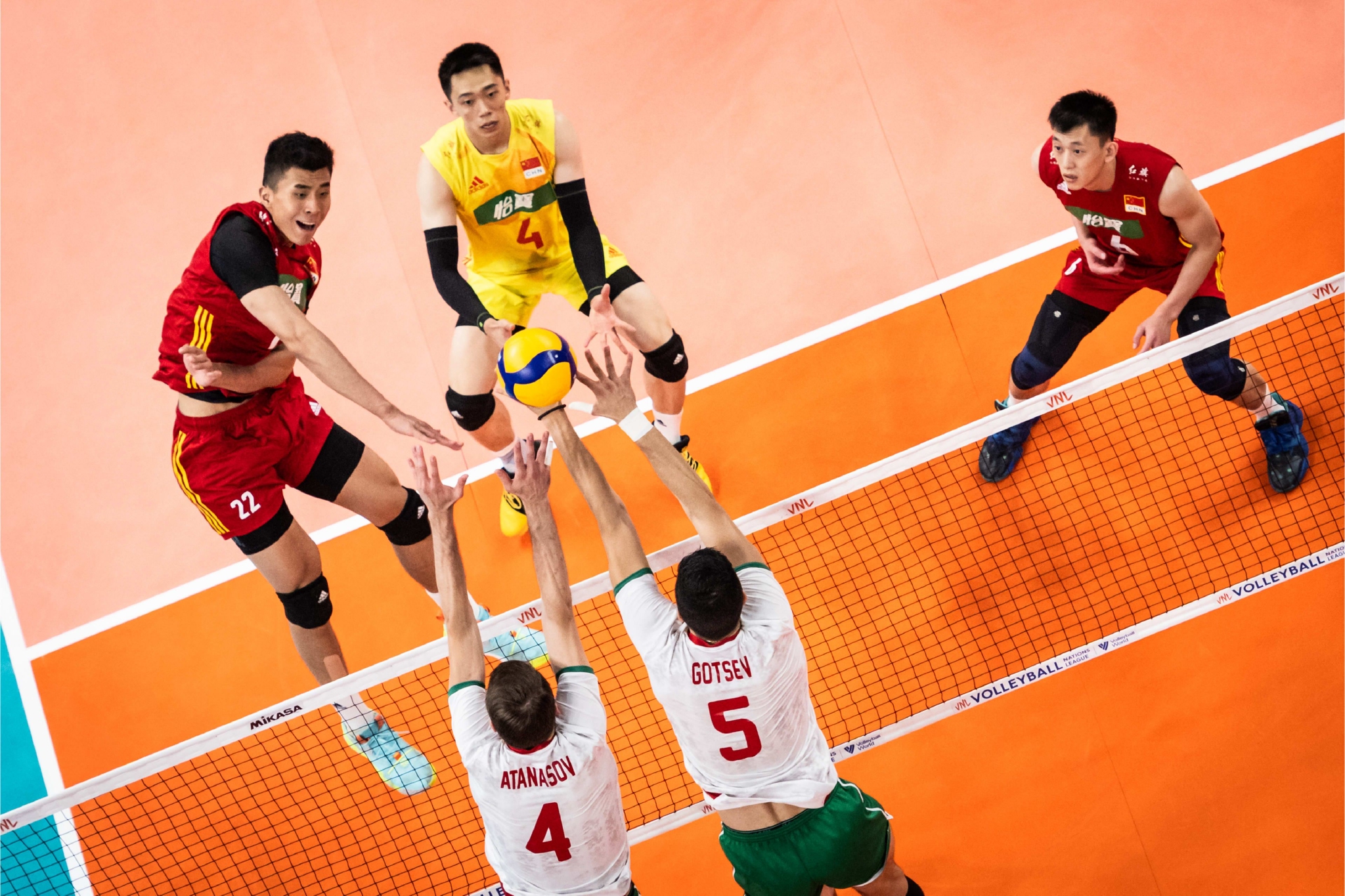 中国队逆转葡萄牙队，王皓统治全场