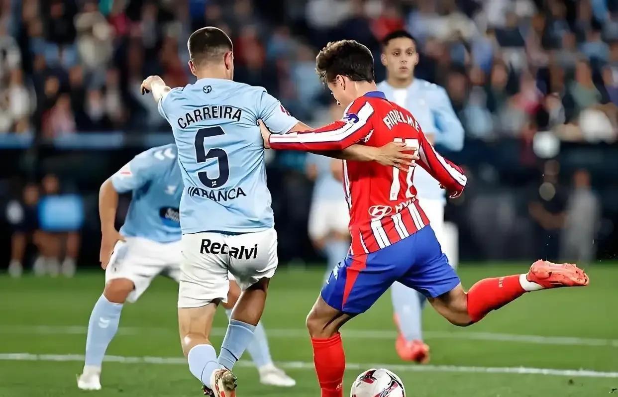 那不勒斯逆转巴西，阿尔瓦雷斯状态火热