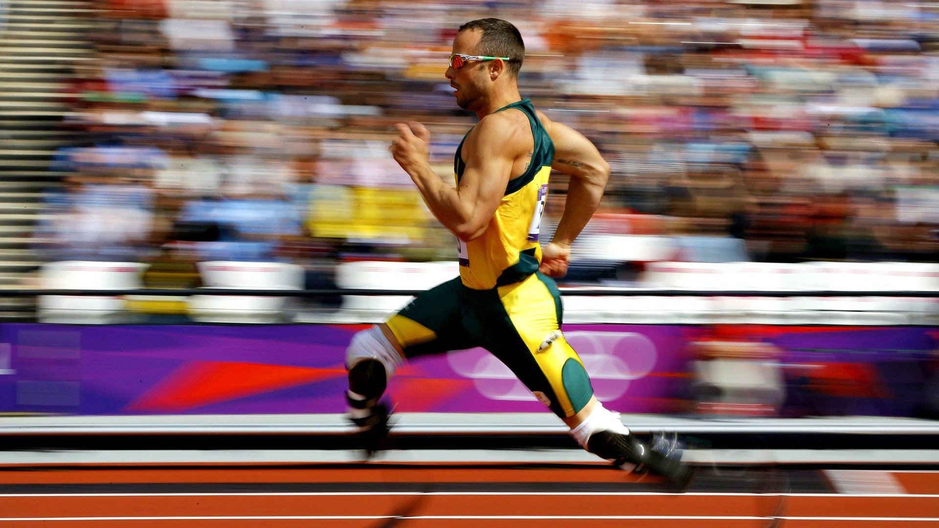 美加墨世界杯焦点战,当足球盛宴遇上湖人铁蹄,纽约城为何失声?